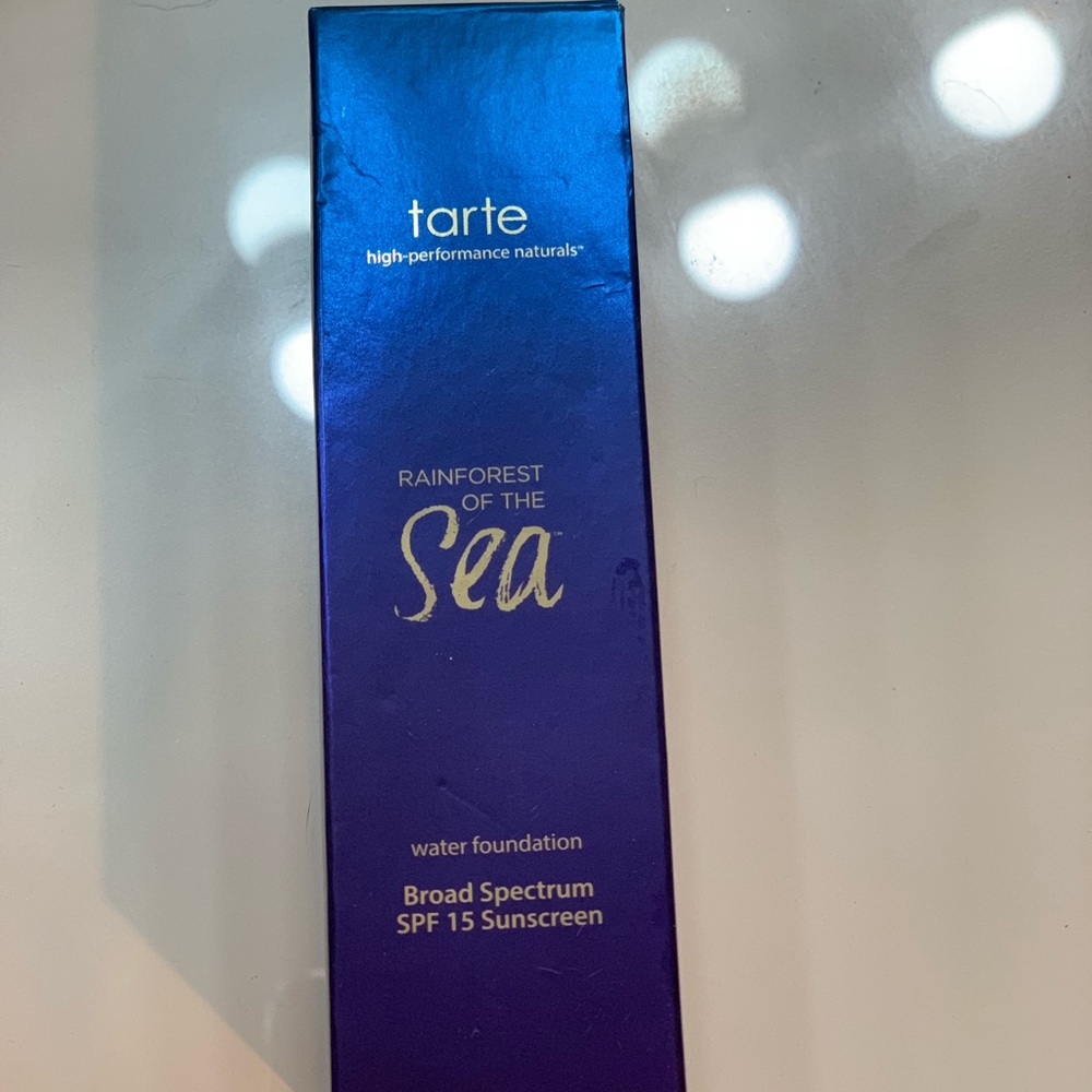 Tarte rainforest of the sea water foundation